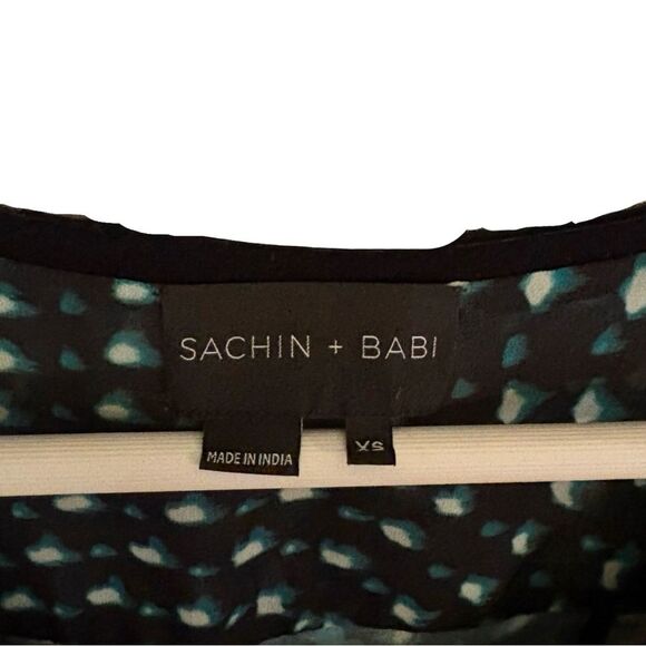 Sachin & Babi NWOT Contrast Back Blouse - Picture 4 of 8